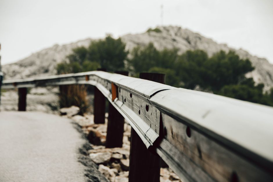AI safety guardrails: how companies are keeping agents in check