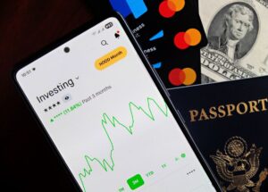 Best fintech apps to manage your money smarter in 2026