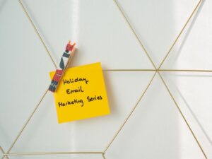 Cold email strategy that gets replies: a step-by-step guide for 2026