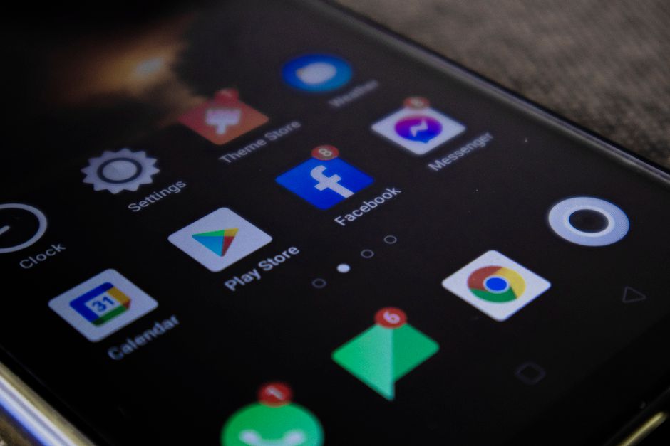 Facebook Ads vs Google Ads: which is better for your business in 2026