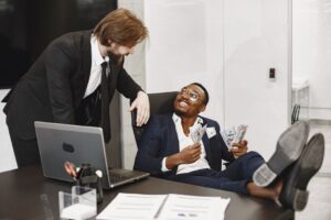 How successful entrepreneurs manage cash flow and avoid failure