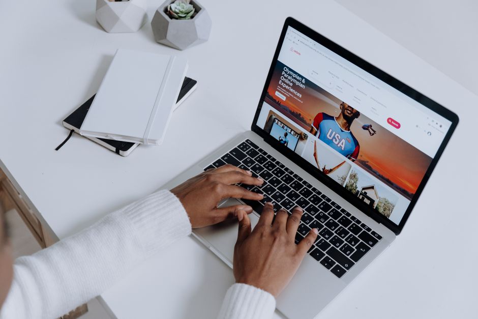 How to automate your online business using AI and make more with less work
