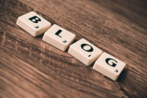 How to build a profitable niche blog from scratch in 2026