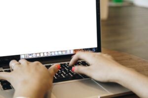 How to build an email list from scratch and grow it fast in 2026
