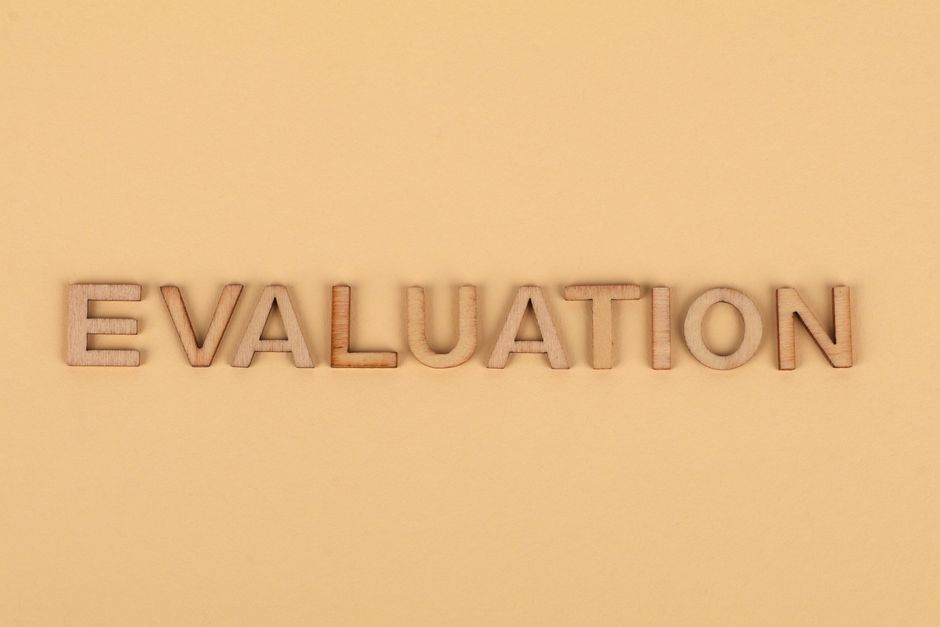 How to evaluate AI agent output quality: a practical framework