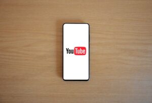 How to get YouTube sponsorships with a small channel