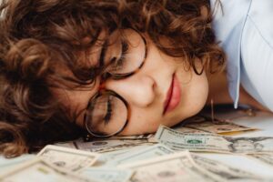 How to make money while you sleep with dividend investing