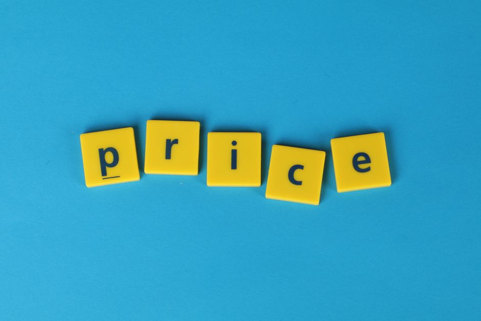 How to price your online course to maximize revenue