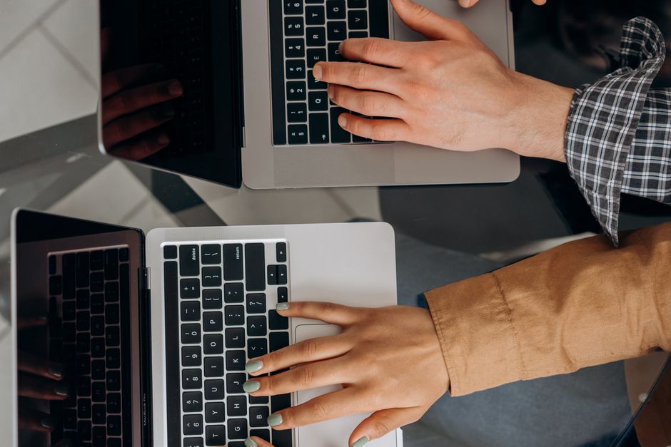 How to set your freelance rates and stop undercharging for your work