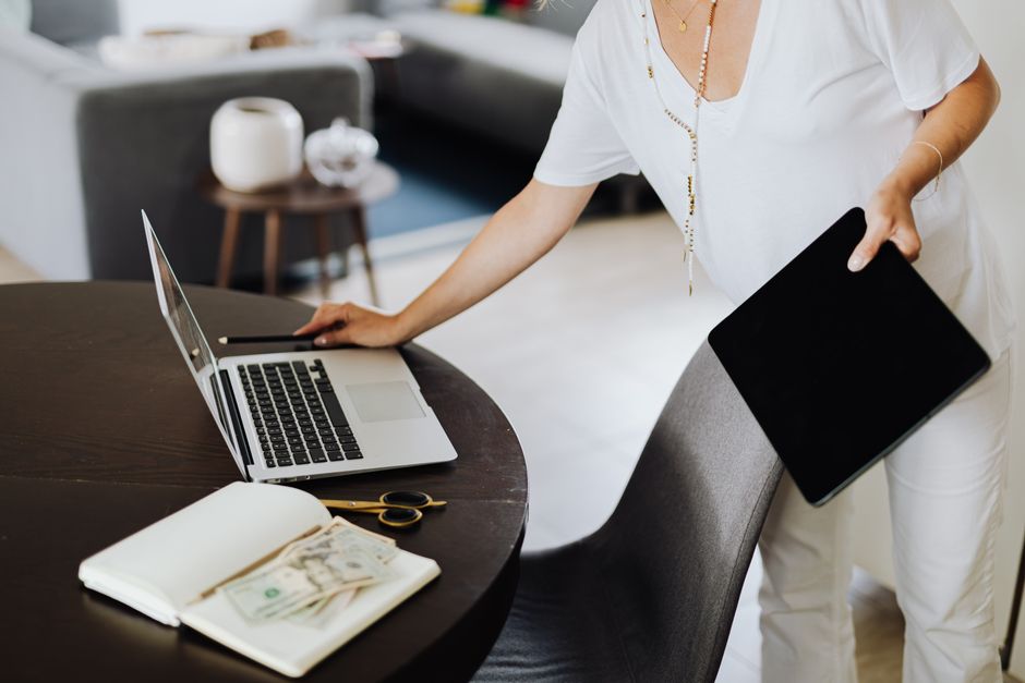 How to start a blog and make money in 2026: complete beginner guide