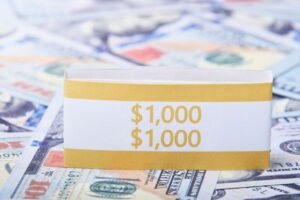 How to start a business with 1000 dollars or less in 2026