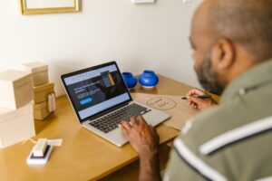 LLC vs S-Corp vs sole proprietor: which saves the most tax