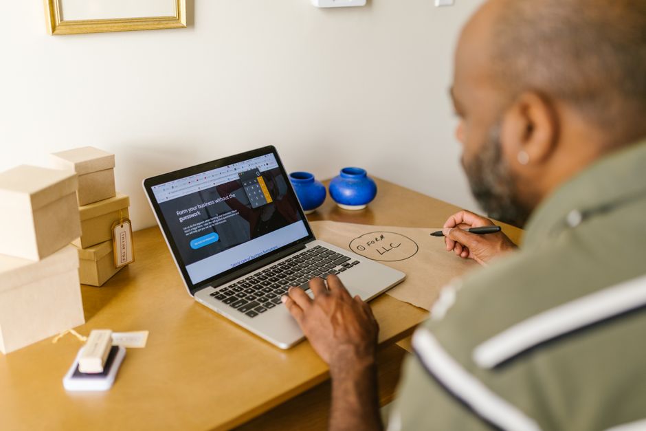 LLC vs S-Corp vs sole proprietor: which saves the most tax