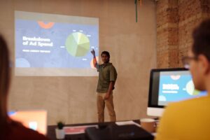Retargeting ads explained: how to bring back visitors who left your site