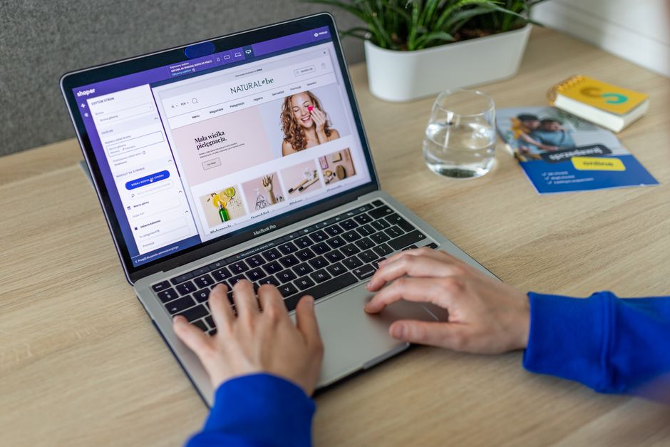 Shopify vs WooCommerce vs Etsy: which platform is best for selling online