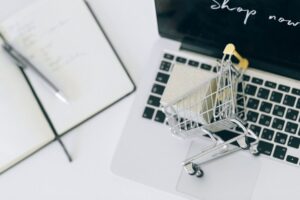 How to buy your first cryptocurrency safely in 2026